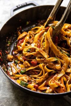 30 Minute Better Than Takeout Thai Drunken Noodles - Collection Of The Best Quick And Delicious Noodle Recipes