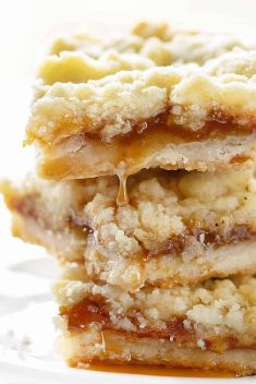 Caramel Pumpkin Butter Bars - Delicious Cakes Made With Pumpkin