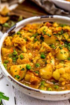 Cauliflower Potato Curry 1 - Savory Cauliflower Recipes To Light Up Your Meal