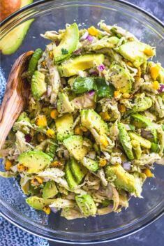 Chicken Avocado Salad - Chicken Salads: Delicious Dishes To Vary Your Meal