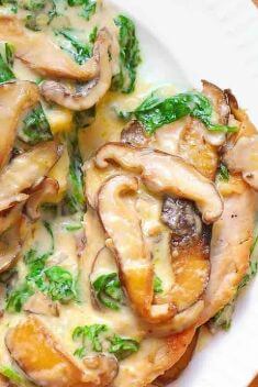 Chicken Breasts with Spinach and Mushrooms - Chicken Breast: Easy And Delicious Dishes