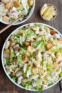 Chicken Caesar Pasta Salad - Chicken Salads: Delicious Dishes To Vary Your Meal