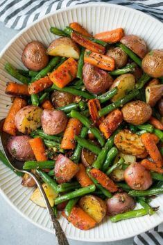 Garlic Herb Roasted Potatoes Carrots and Green Beans - Collection of The Best Easy And Delicious Vegetable Recipes