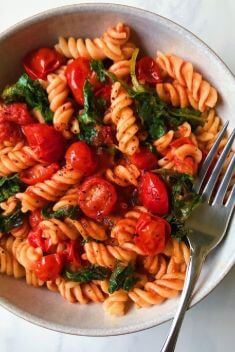 Hearty Kale and Marinara Pasta - 30 Of The Best Healthy Recipes