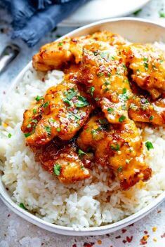 Honey Garlic Chicken - 30 Best Garlic Chicken Recipes That You Never Forget