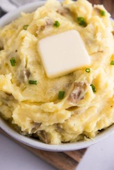 Instant Pot Garlic Parmesan Mashed Potatoes - Collection of The Best Delicious Mashed Potato Recipes