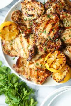 Lemon Garlic Chicken Thighs - 30 Best Garlic Chicken Recipes That You Never Forget