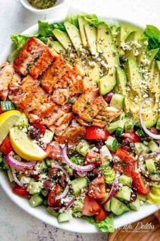 Mediterranean Avocado Salmon Salad - Chicken Salads: Delicious Dishes To Vary Your Meal