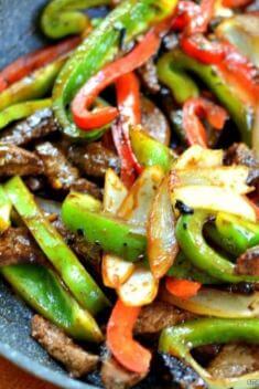One Skillet Pepper Steak - "Must-Try" Steak Recipes For Your Dinner