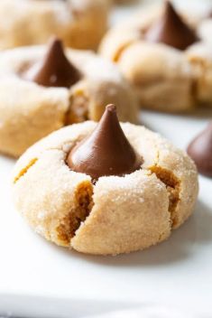 Peanut Butter Blossoms - Homemade Butter Cookies Recipes