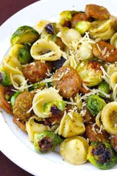 Pesto Pasta With Chicken Sausage Roasted Brussels Sprouts - Sausage Pasta: Delicious Dishes To Vary Your Daily Meal