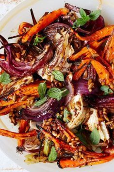 Roasted Carrots and Red Onions with Fennel and Mint - Roasted Carrot: Easy And Delicious Side Dishes