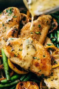 Skillet Garlic Lemon Butter Chicken - 30 Best Garlic Chicken Recipes That You Never Forget