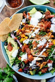 Southwest Chicken Salsa Ranch Taco Salad - Chicken Salads: Delicious Dishes To Vary Your Meal