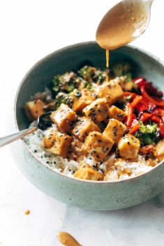 Spicy Peanut Tofu Bowls - 30 Of The Best Easy And Delicious Tofu Recipes To Vary Your Daily Meal