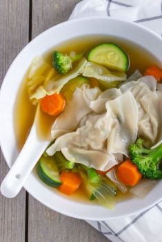Thai Wonton and Vegetable Soup - 30 Easy And Delicious Vegetable Soup Recipes