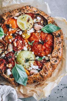 Tomato Pie with Honey and Feta Cheese - Quick and Delicious Tomato Recipes