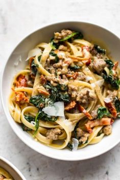Tuscan Sausage Pasta - Sausage Pasta: Delicious Dishes To Vary Your Daily Meal